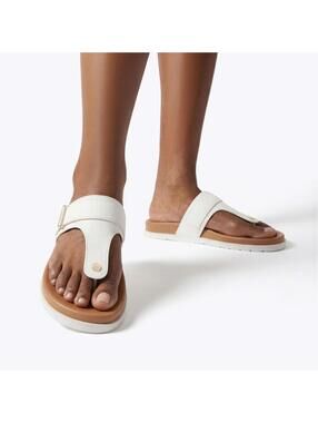 Carvela Serena White Toe Post Sandal EU 38.5 / US 7.5